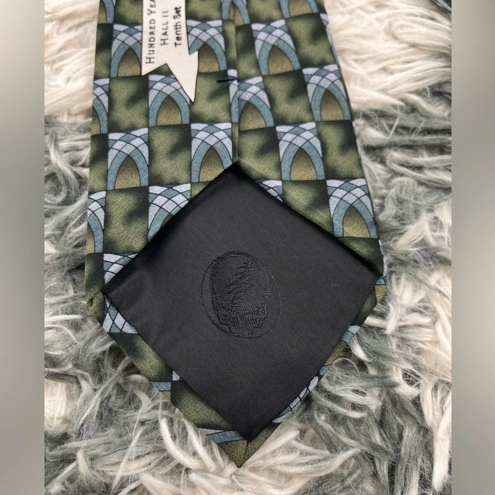 Grateful Dead Men's Neck Tie Hundred Year Hall II Tenth Set Abstract Multi-Color